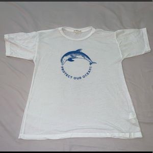 Urban outfitters tee shirt